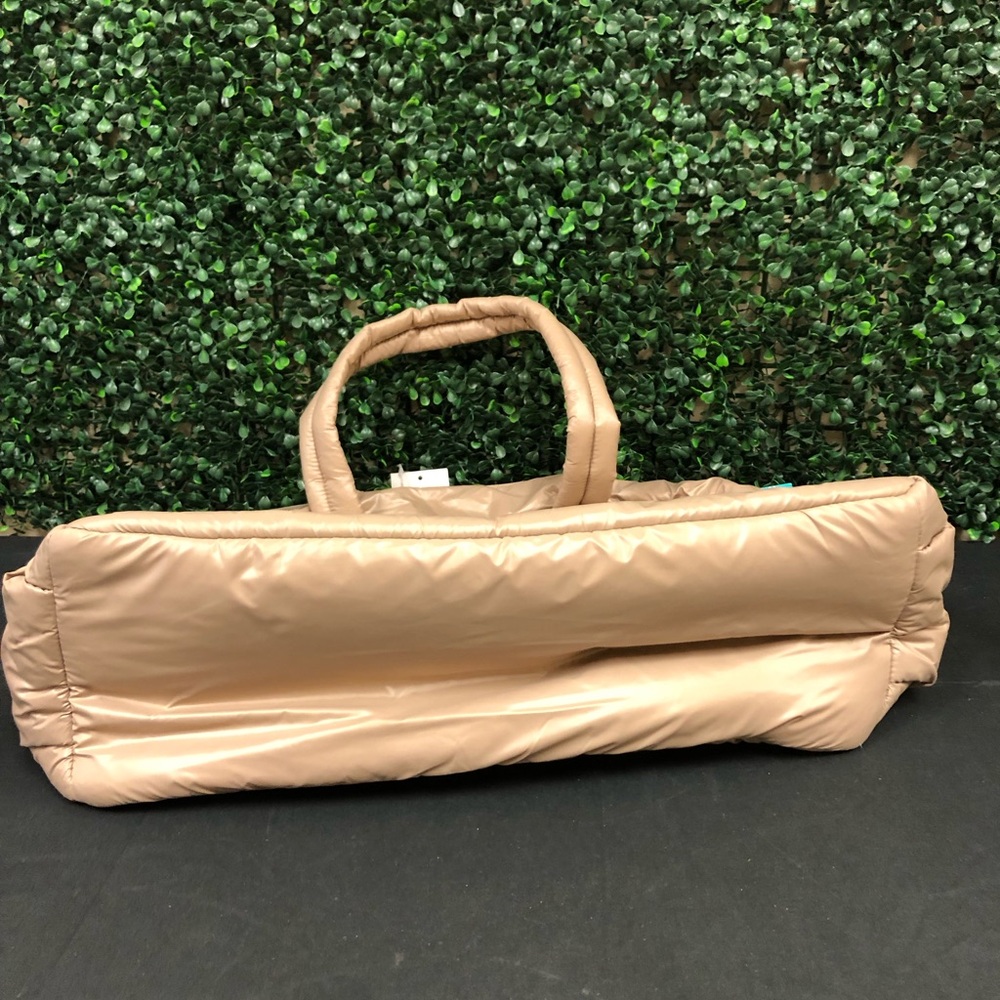 Urban Expressions Handbags Rae Duffel - Picture 10 of 14